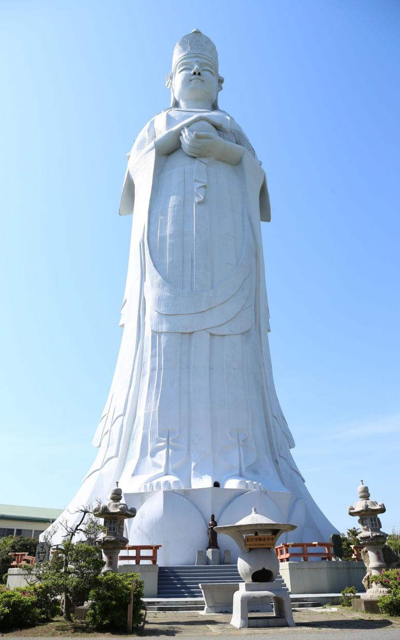 大きな仏像 世界一大きな大仏様。 ほんと、凄すぎた。 牛久大仏は、その大き
