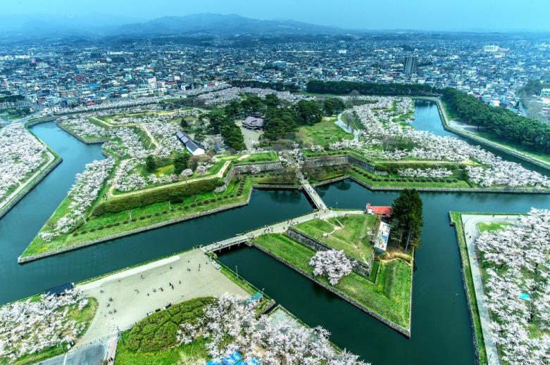 新撰組終焉の地・函館五稜郭の観光スポット｜TapTrip