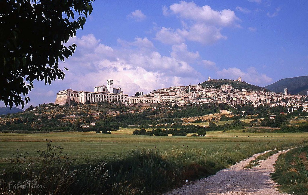 イタリア世界遺産「アッシジ」の観光スポット特集！サン