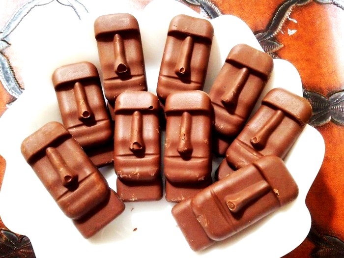 イースター島でお土産を探すならモアイグッズで決まり おすすめ人気モアイアイテム5選 Taptrip イースター島でお土産を探すならモアイグッズで決まり おすすめ人気モアイアイテム5選 Taptrip