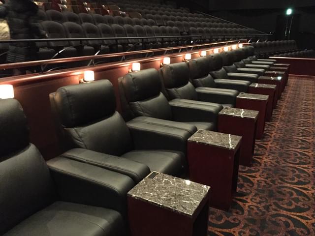 六本木ヒルズの映画館 Tohoシネマズ プレミアムシート 映画祭 屋上 Taptrip