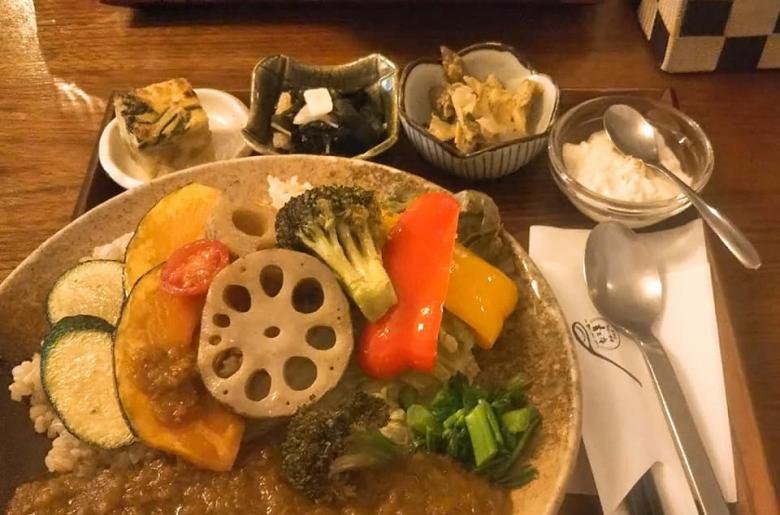 梅田で夜カフェできるお店top 大阪一の繁華街で美味しい夜ご飯を食べよう Taptrip